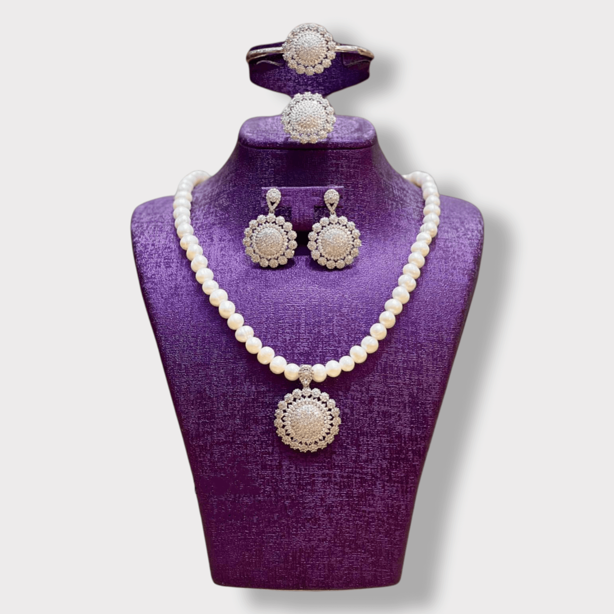 Classic Look Jewelry - Image 3